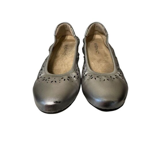 Vionic Geneva Metallic Sz 7 Women's Perf Leather Ballet Flat Shoe Pewter - Picture 2 of 7